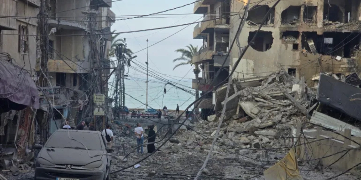 Les frappes israéliennes au Liban font sept morts malgré un fragile cessez-le-feu