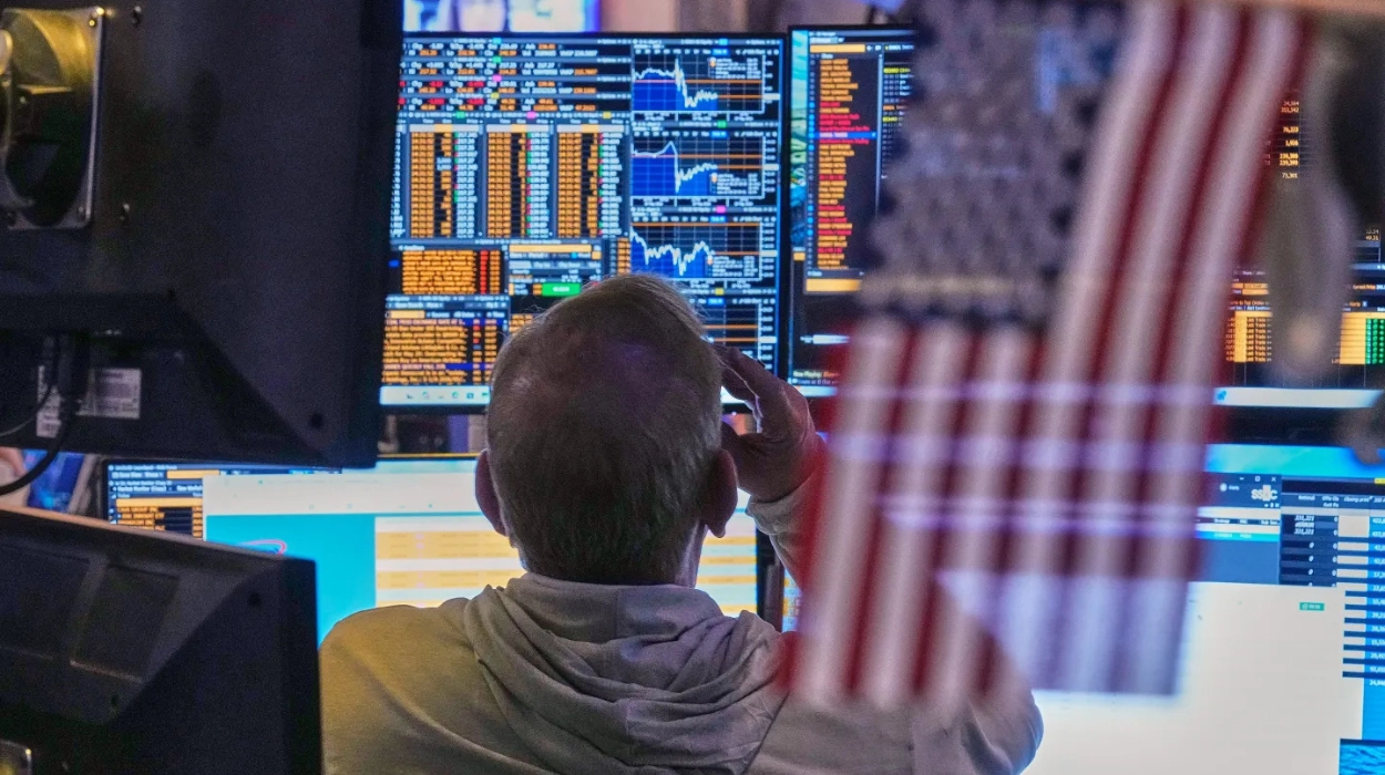 Wall Street hésite tandis que les prix du pétrole augmentent sur fond de tensions autour du cessez-le-feu avec l’Iran