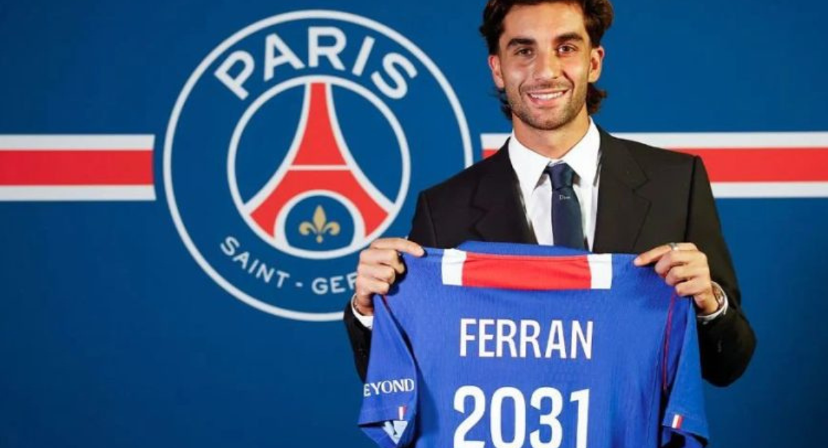 Ferran Torres rejoint le PSG après son transfert du FC Barcelone