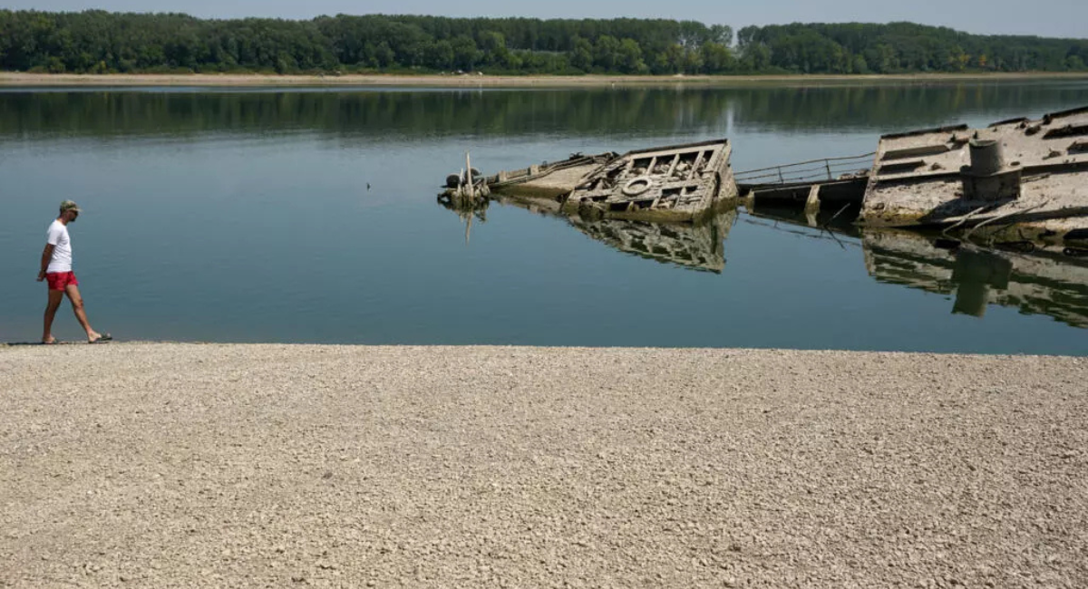 La sécheresse révèle des épaves de la Seconde Guerre mondiale en Europe